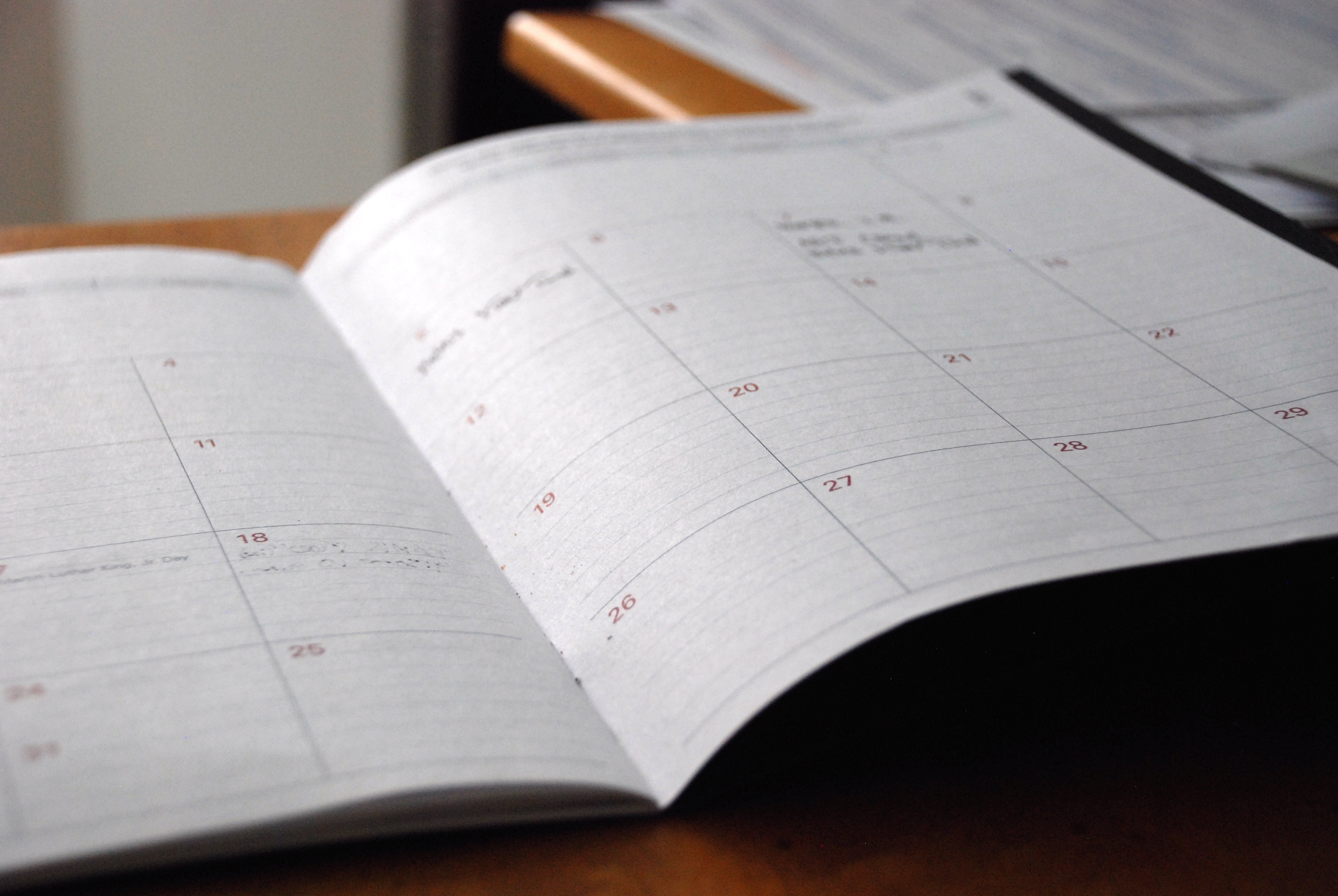 How to Create a Sustainable Schedule and Take Control of Your Life